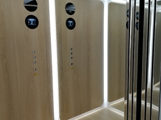 VINCENT VAN DUYSENS-COSY TIME