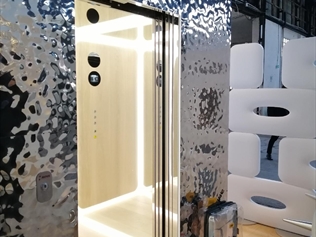 VINCENT VAN DUYSENS-COSY TIME