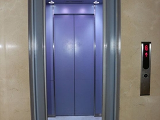 Toshiba Elevators - Gems Hotel
